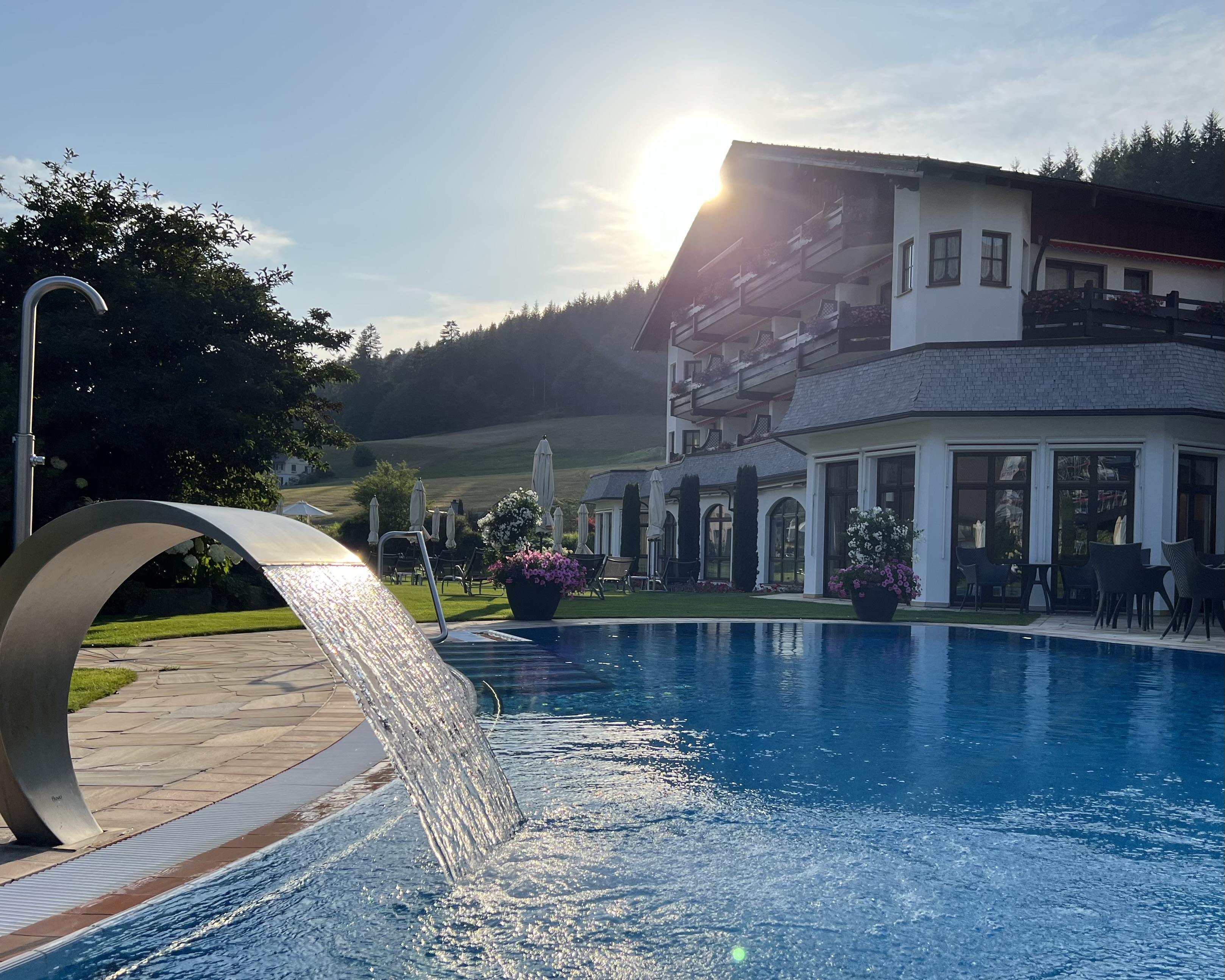 Schwimmbad Und Naturbadesee - Hotel Engel Obertal